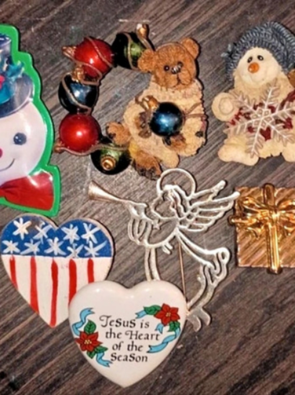 Vintage 90's Christmas & Patriotic Pin Lot